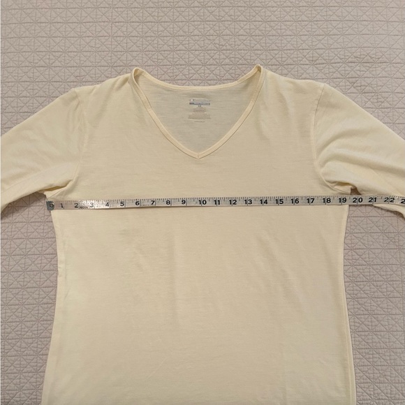 Top and Pants (2 piece set) Smart Fabric Technology - Picture 4 of 9